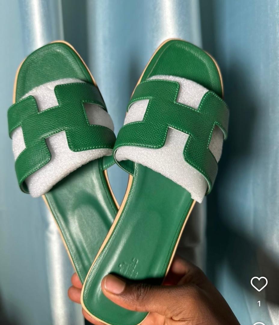 Deep green Hermes slides(close size)