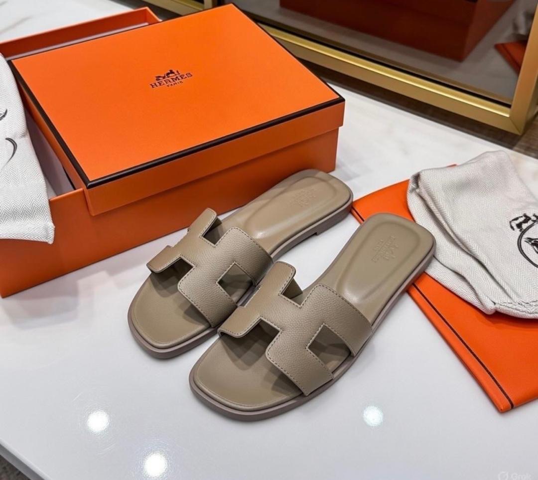 Dark Nude Hermes slides(close size)