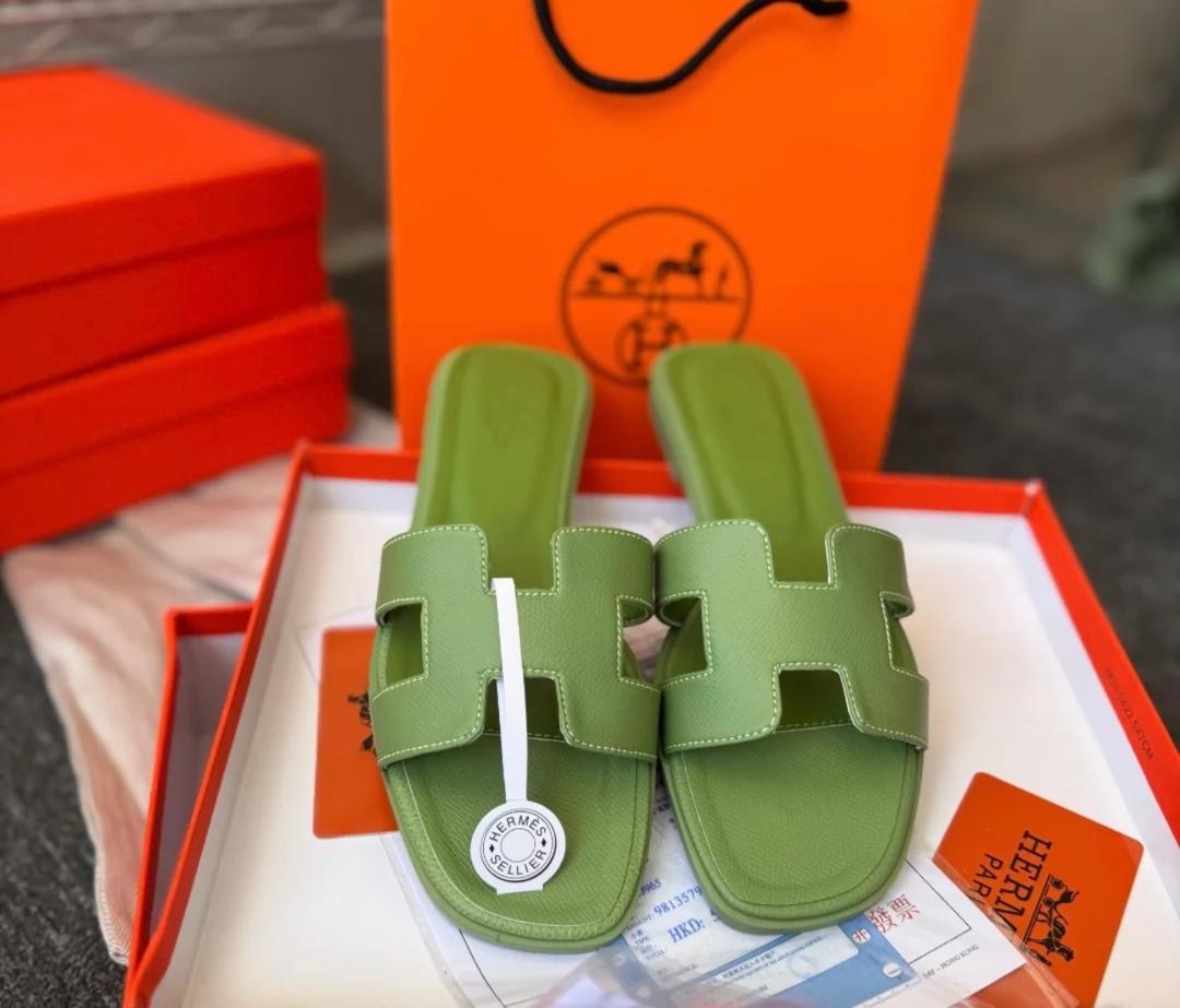 Olive Green Hermes slides(close size)