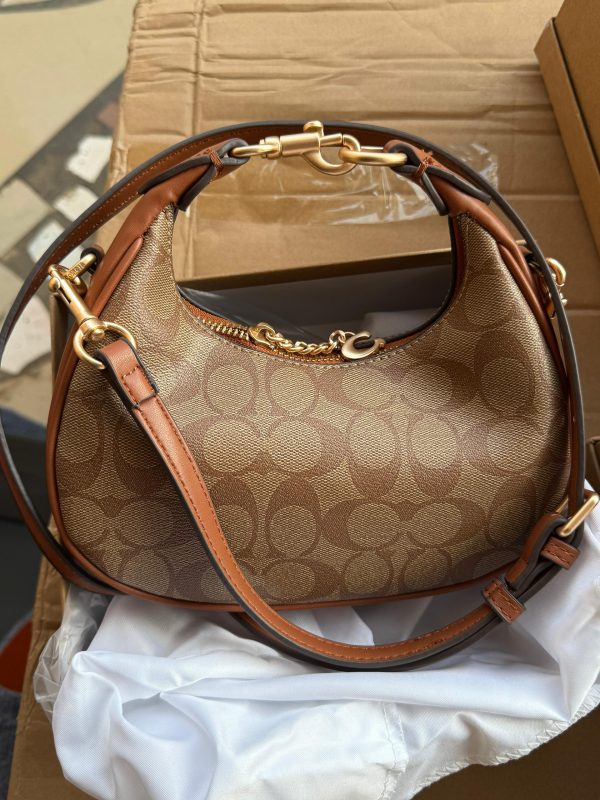 Lisa Coach Bag - Image 2